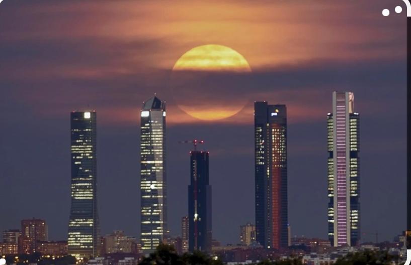 فندق De Frente A 4 Torres, Habitacion Con Bano مدريد المظهر الخارجي الصورة